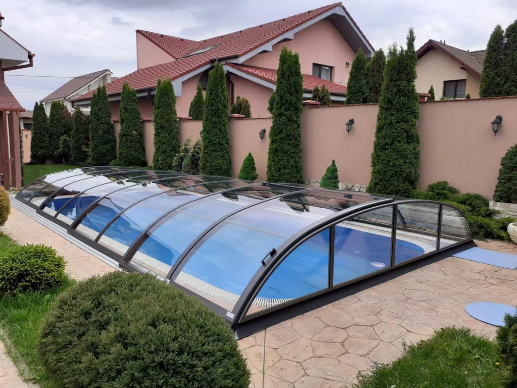 pool enclosure azure flat compact 11 1cb0b409 1920x1080 0